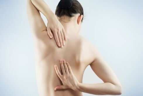 dolor de espalda en la osteocondrosis